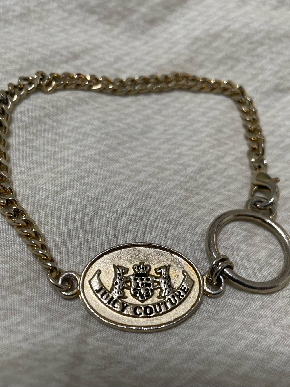 Juicy Couture Vintage Two-Tone Logo Chain Bracelet - Silver & Gold